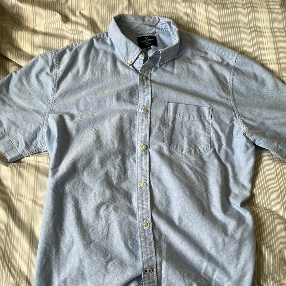 American eagle men classic fit short sleeve shirt Xl blue
